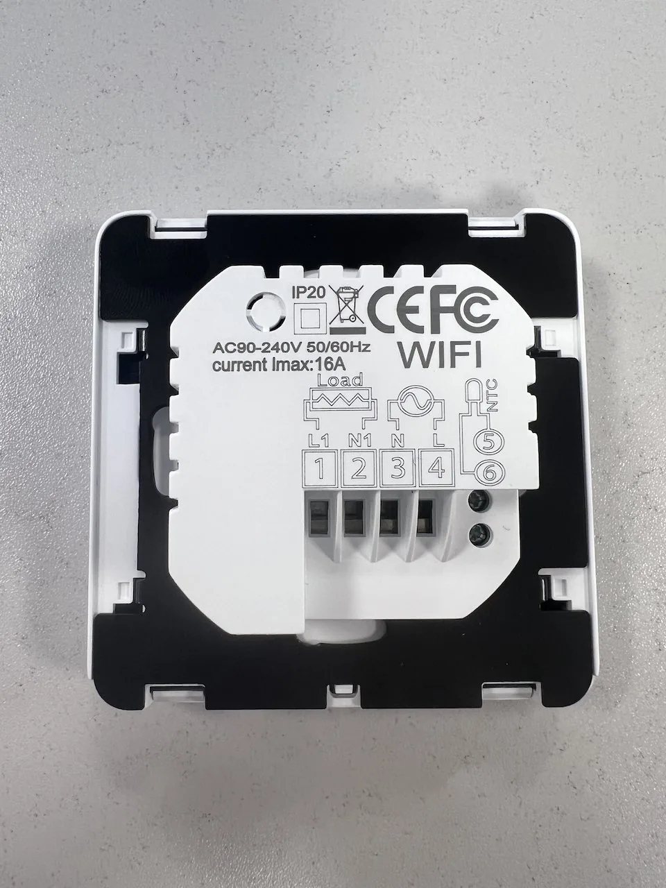 Digitaalne termostaat, süvistatav, WiFi